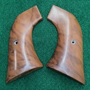 Ruger Super Blackhawk  Claro Walnut