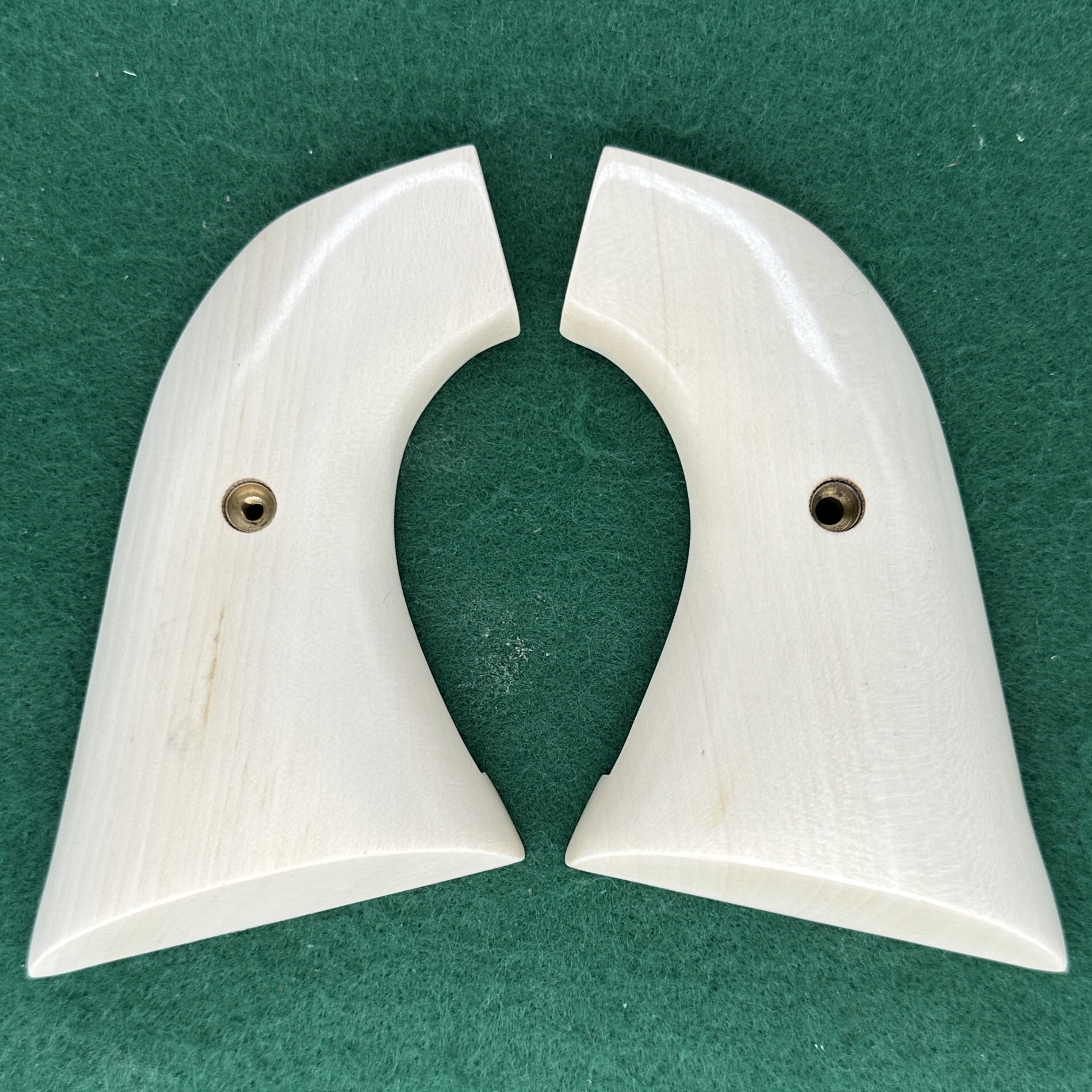 Colt SAA Extended Holly Grips