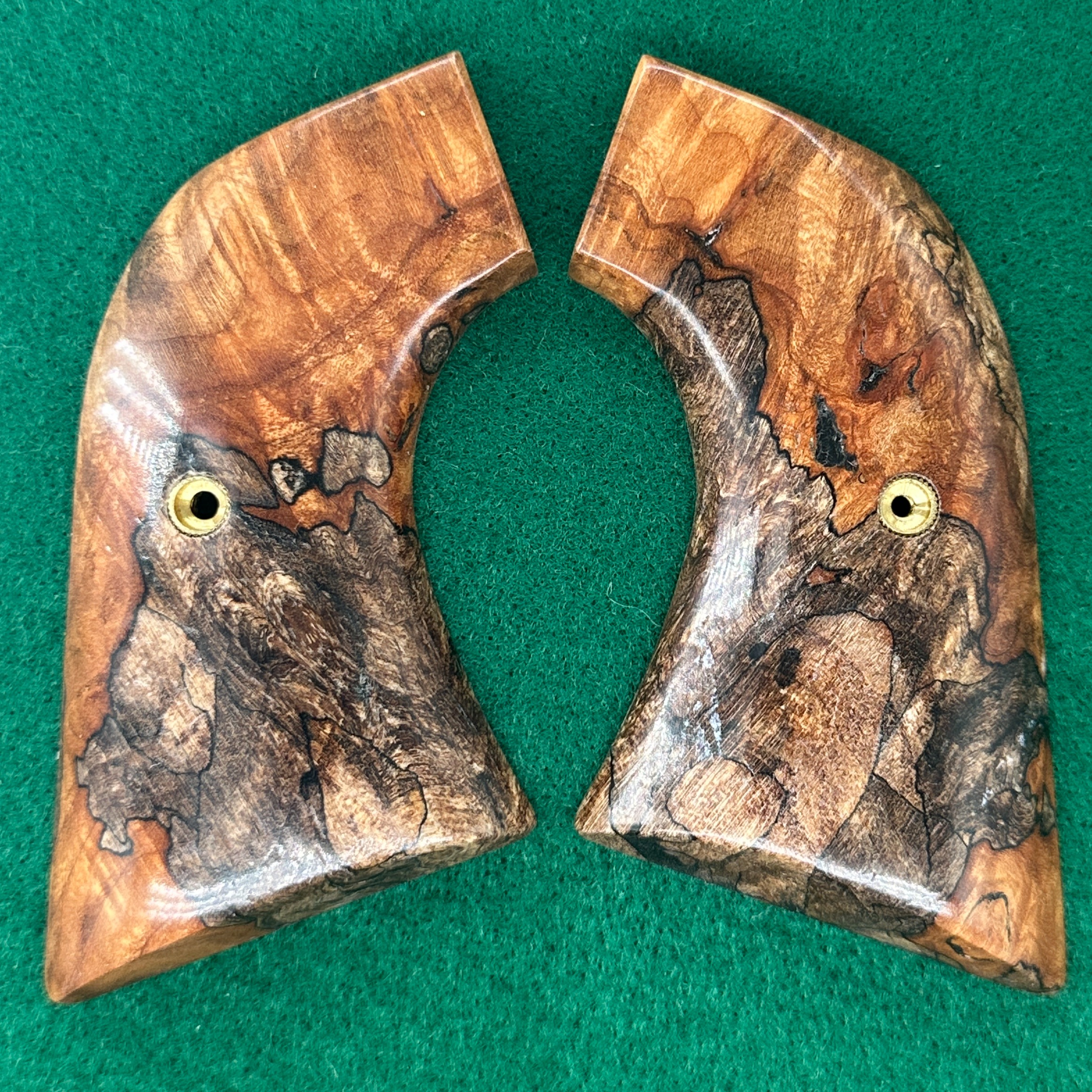 Ruger XR3 New Vaquero Spalted Maple 1