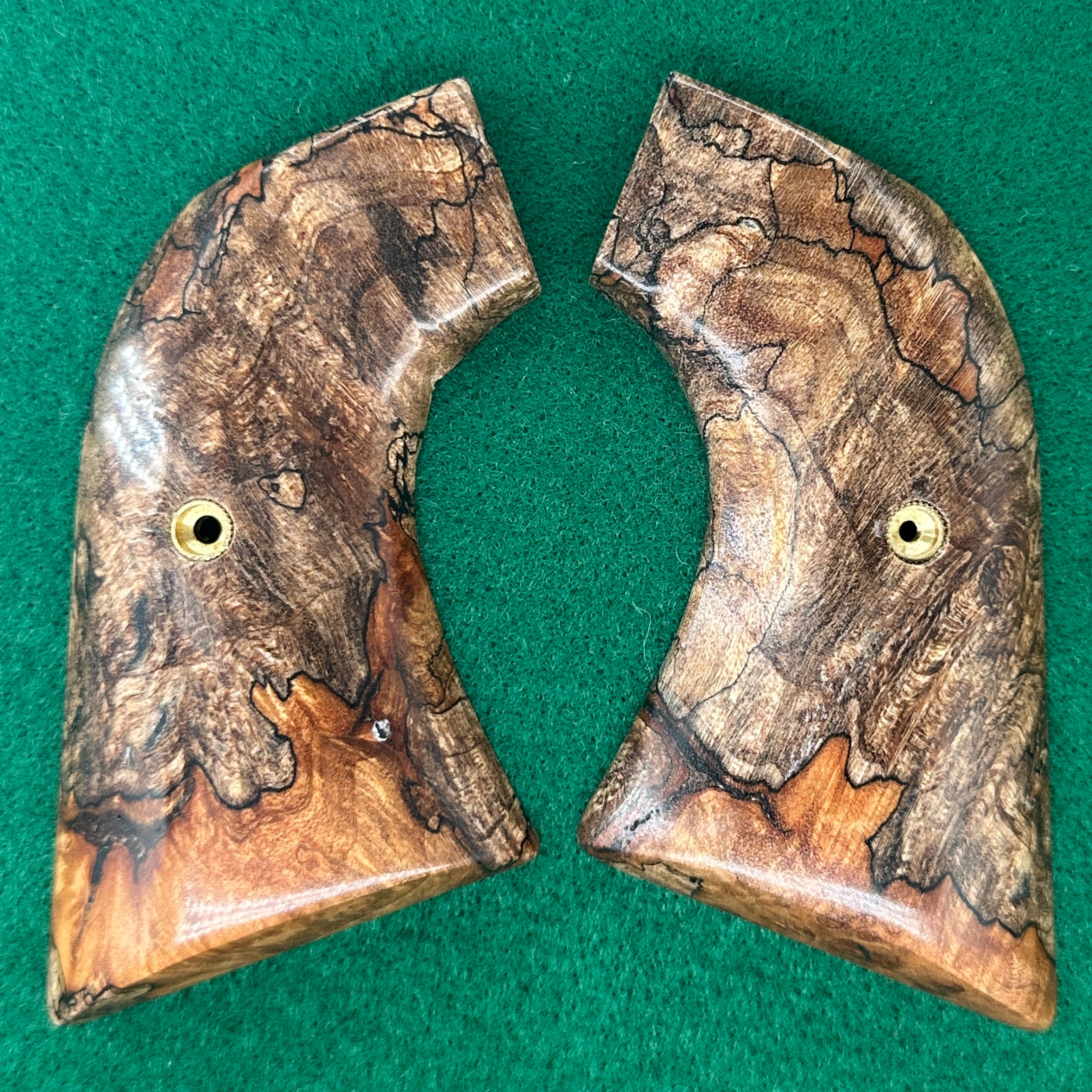Ruger XR3 New Vaquero Spalted Maple 2